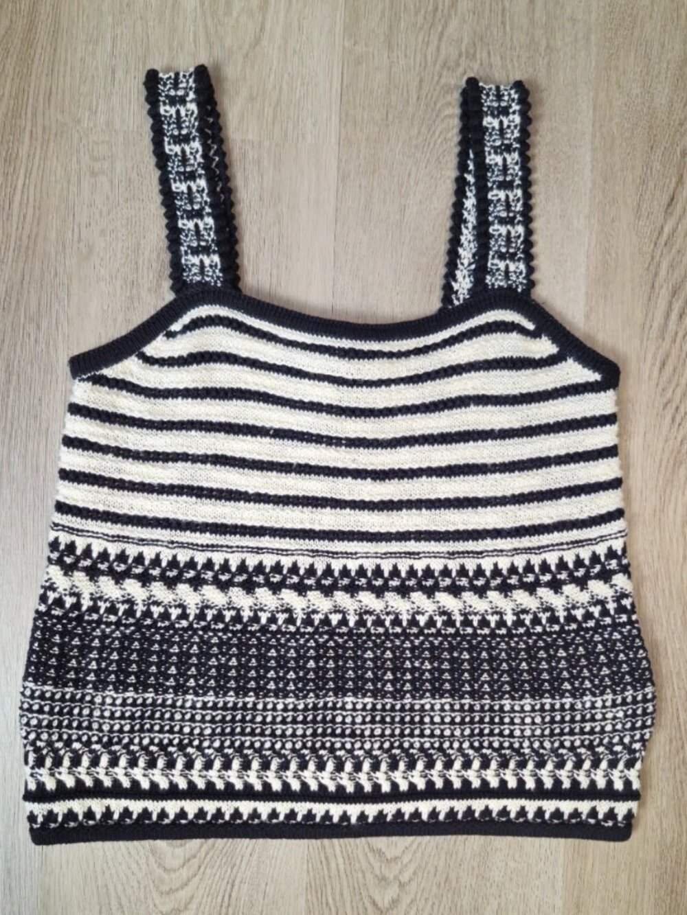 LOFT Crochet Knit Tank Top M NWT Black White Stripe Preppy Coastal Minimalist
